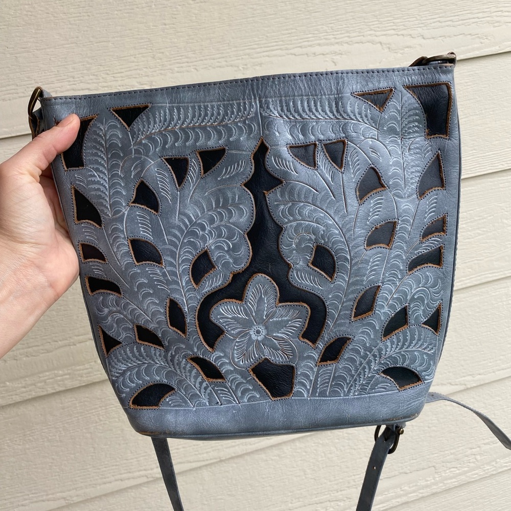Elegant Gray Floral Cutout Shoulder Bag